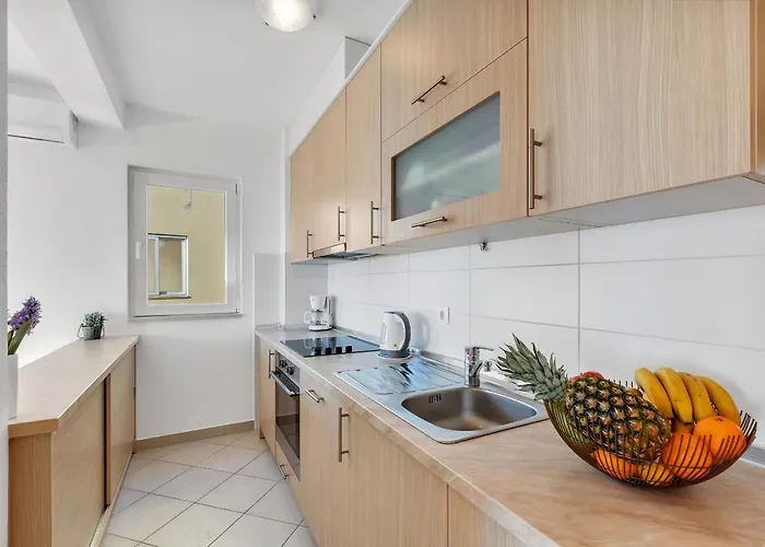 Santric - The Hill Apartman *