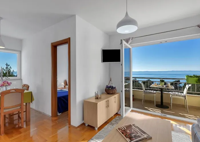 Santric - The Hill Apartament Makarska