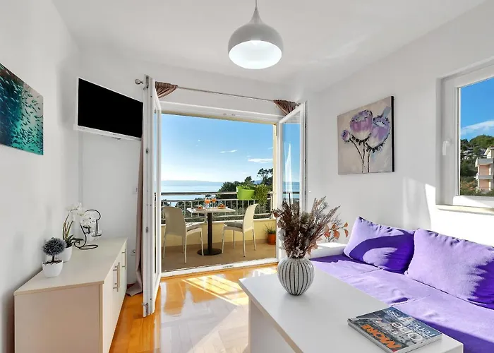 Santric - The Hill *