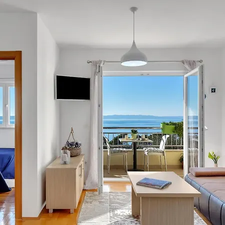 Santric - The Hill * Makarska